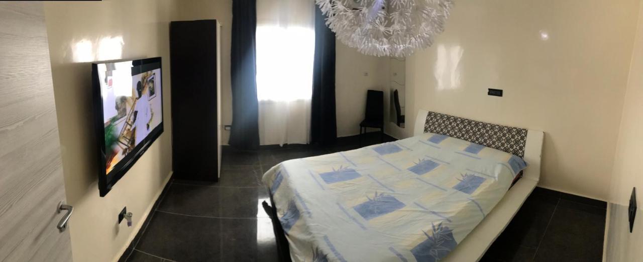 Casa Di Cloe Apartment Dakar Exterior photo